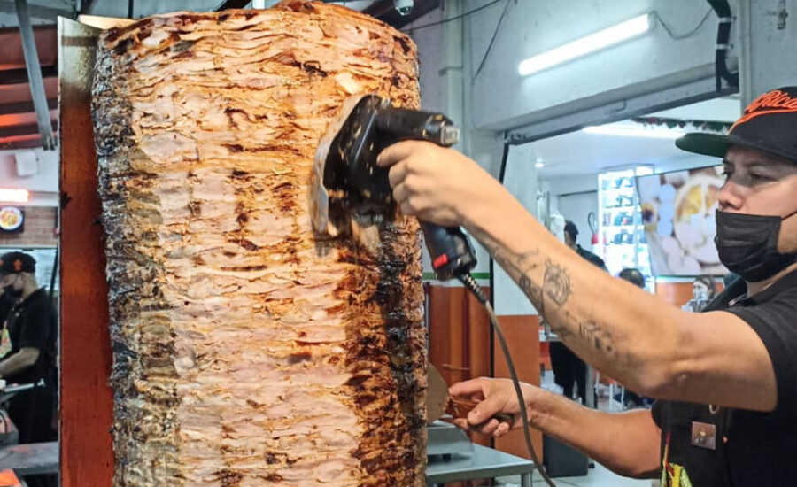 La Cortadora de carne - Cliente - El Pastor del Rica